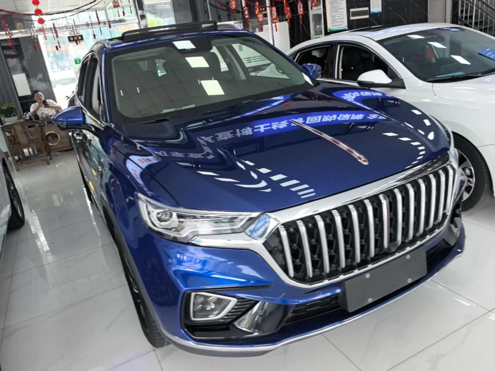 Hongqi HS5 2022 Revised Version 2.0T Smart Connect Flagship Edition — снимка 3