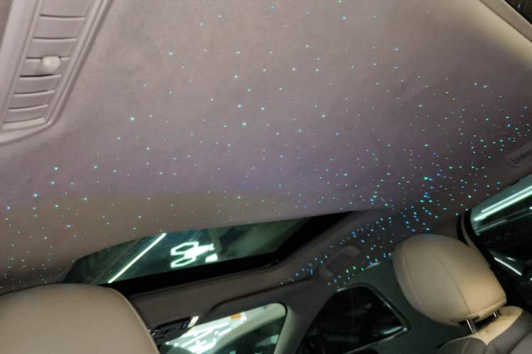 Used Toyota Granvia 2023 2.5L Hybrid Comfort Edition