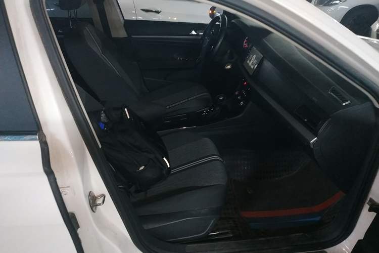 Used Volkswagen Lavida 2019 1.5L Automatic Fashion Edition China VI
