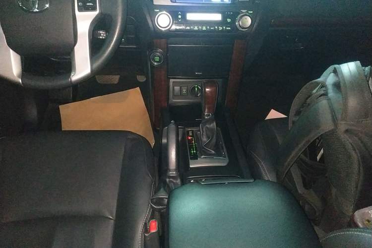 Used Toyota Prado 2016 3.5L Automatic TX-L NAVI