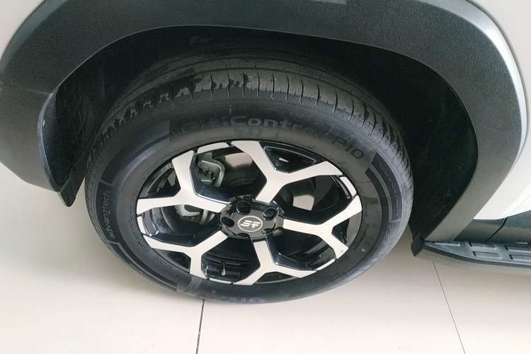 Used JETOUR Shanhai T1 2025 150 km Heading South Left Front Wheel Hub