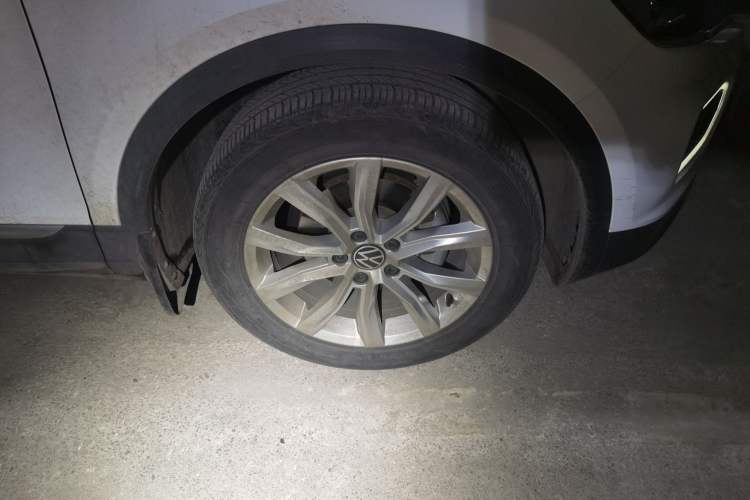 Used Volkswagen T-ROC 2021 280TSI DSG Two-Wheel Drive Elite Connect Edition
