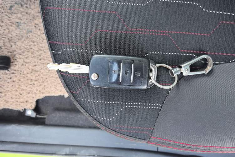 Used CHANGAN Benni 2014 1.4L IMT Luxury Model with Sunroof
