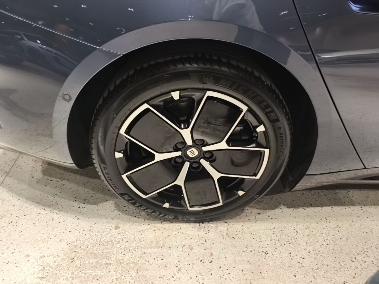 Xiaomi Auto SU7 2024 Rear-Drive Ultra-Long Range Advanced Pro-Level Intelligent Driving Version — снимка 11