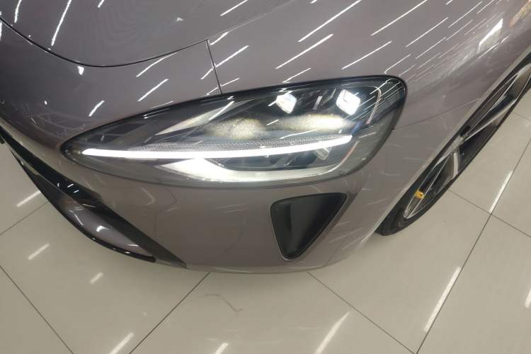 Used Xiaomi Auto SU7 2024 Four-Wheel Drive Ultra-Long Range Advanced Intelligent Driving Max Edition
