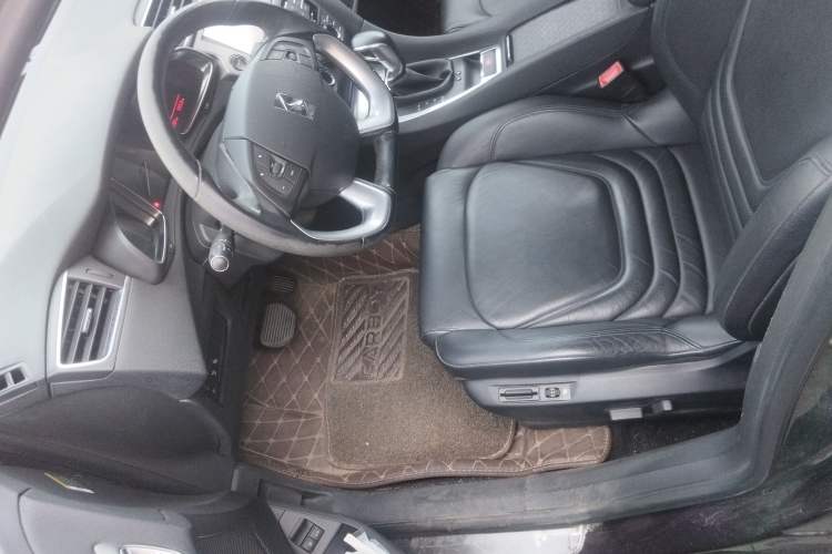 Used DS 5LS 2015 1.6T Luxury Edition THP160 Left Front Seat