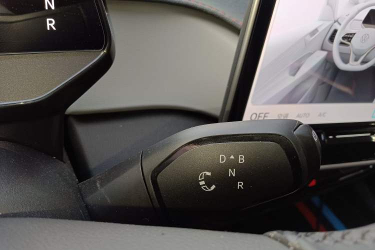 Used Volkswagen ID.3 2025 Smart Edition Outstanding Model Gear Lever