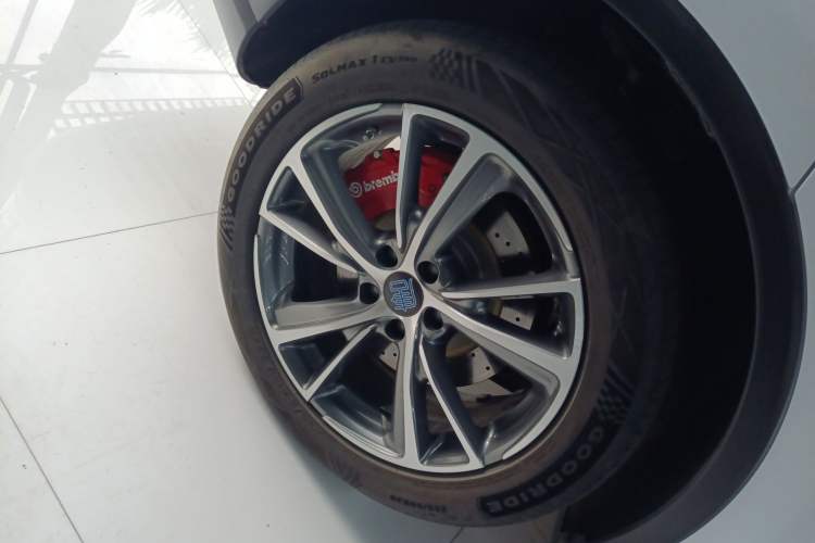 Used BYD Tang New Energy 2019 DM 2.0T All-Wheel Drive Connected Leading Model 7 Seats China VI Standard
