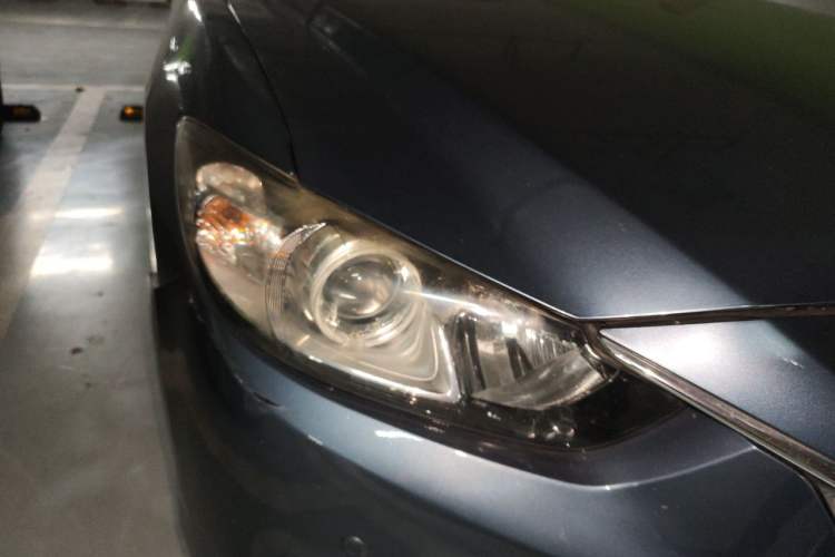 Used Mazda Atenza 2015 2.0L Blue Sky Luxury Edition