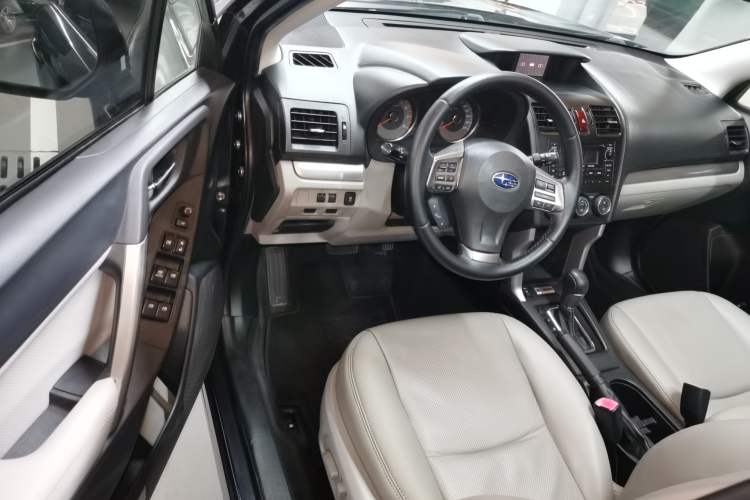 Used Subaru Forester 2013 2.5i Automatic Luxury Edition