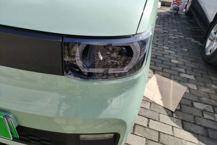 Used Wuling Hongguang MINIEV 2021 Macaron Fashion Model Lithium Iron Phosphate Left Front Headlight