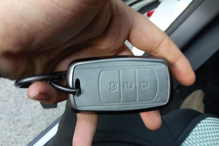 Used Ruichi EC75 2025 Model Passenger Vehicle Smart Driving Edition Pioneer I 41.5 kWh
