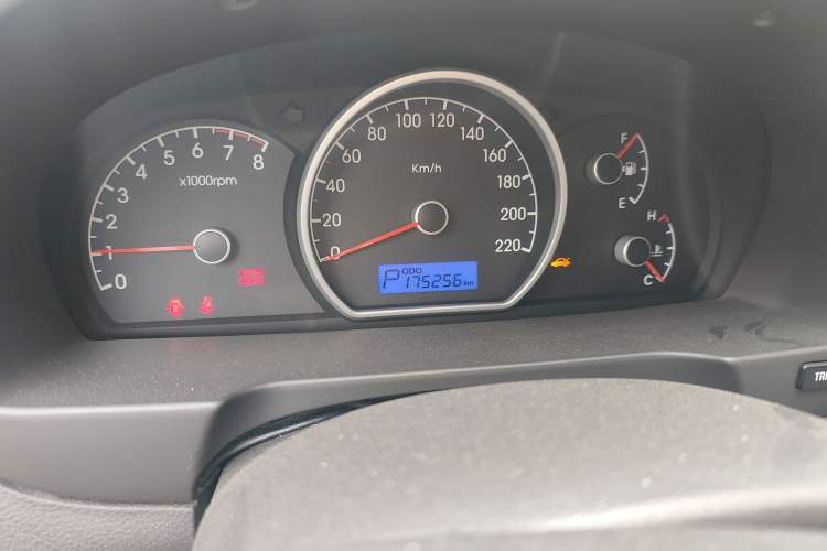 Used Hyundai Celesta 2011 1.6L Automatic Comfort Edition
