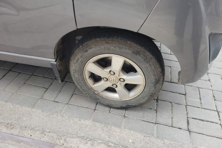 Used Foton Scenic V3 2015 1.2L Standard G12
