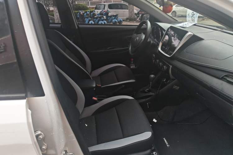 Used Toyota YARiS L Zhi Xuan 2020 X-Trail X 1.5L CVT Leading Edition Right Front Seat