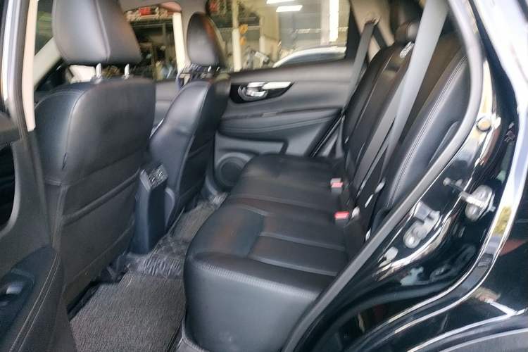 Used Nissan X-Trail 2021 2.0L CVT 2WD XL ITS SmartConnect Comfort Edition Left Rear Seat