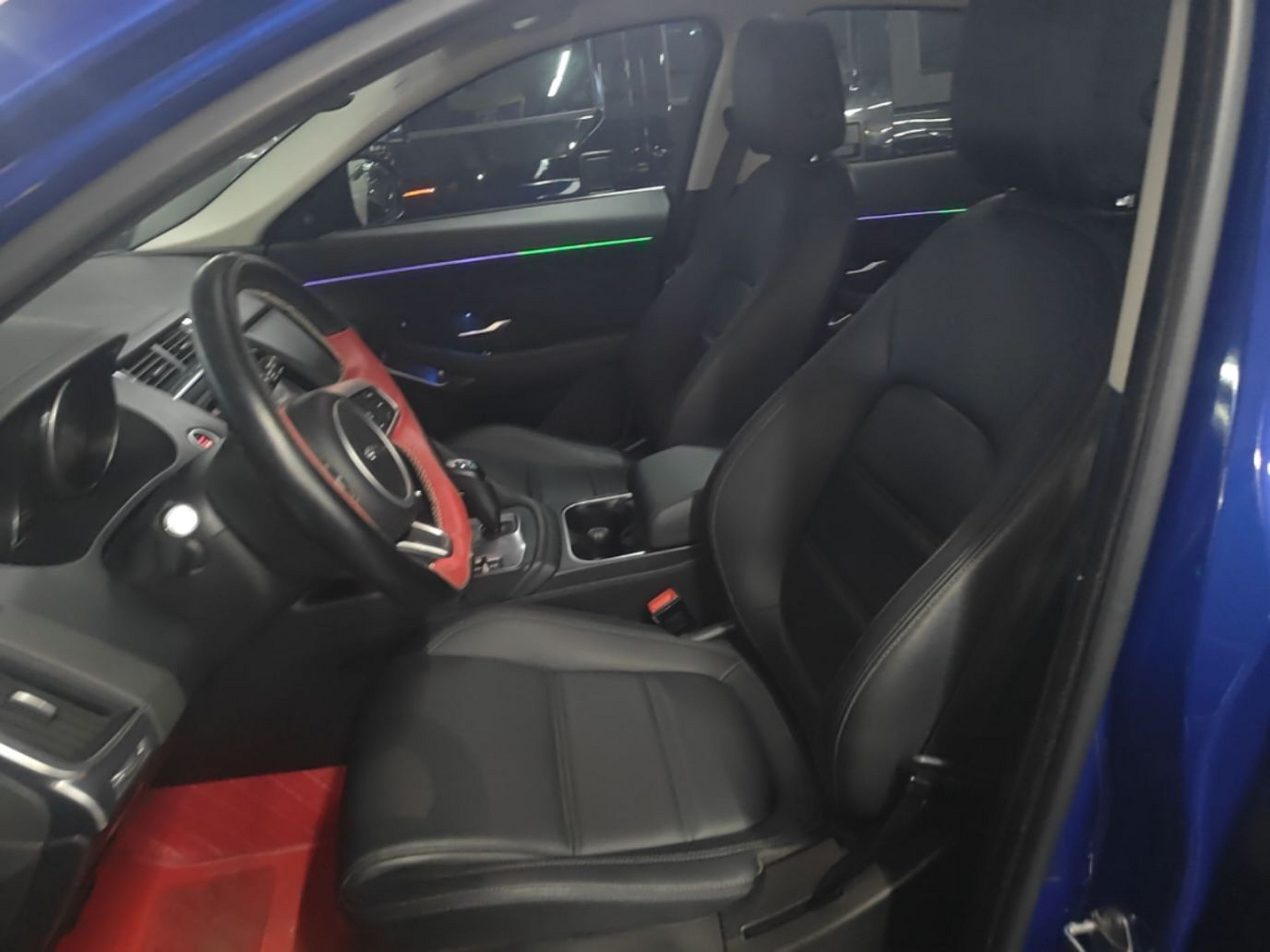 Interior delantero