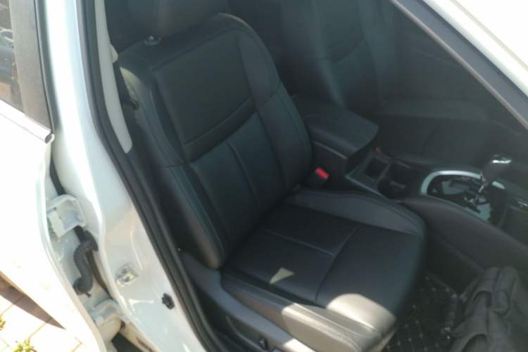 Used Nissan X-Trail 2025 Honor 2.0L Two-Wheel Drive Leading Edition Right Front Seat