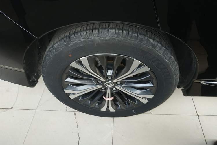 Used Honda UR-V 2020 370TURBO Two-Wheel Drive Luxury Edition
