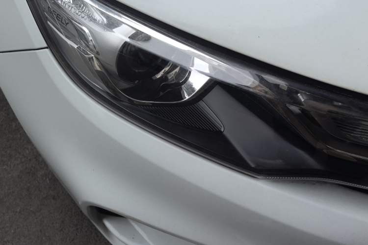 Used Geely Auto Emgrand GL 2018 1.8L Manual Elite Smart Connectivity Version
