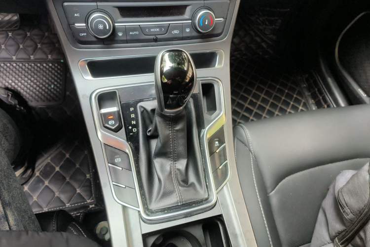 Used Geely Auto Emgrand 2020 1.5L CVT Upward Version Gear Lever