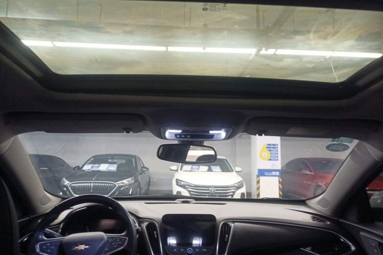 Used Chevrolet Malibu XL 2019 535T CVT RuiLian Edition Headliner