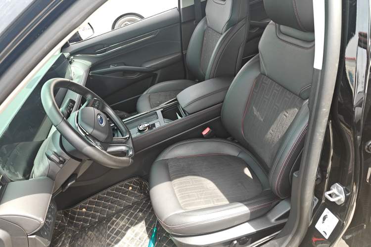 Used Ford Mondeo 2023 EcoBoost 180 Luxury Model Left Front Seat