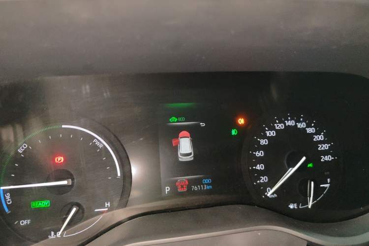 Used Toyota Granvia 2023 2.5L Hybrid Comfort Edition
