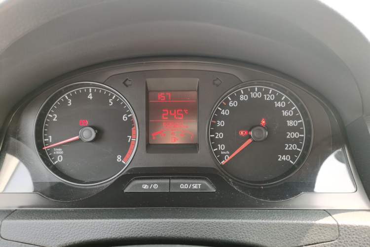 Used Volkswagen Santana 2015 1.6L Manual Fashion Edition Instrument Cluster