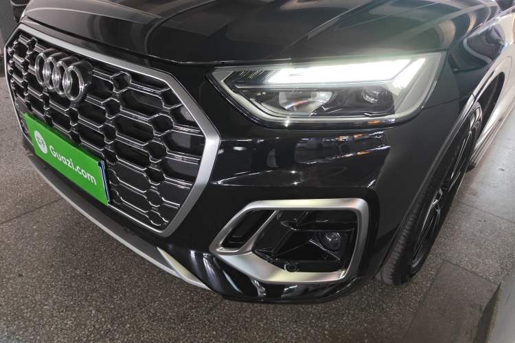 Used Audi Q5L 2024 40 TFSI Fashion Dynamic Model