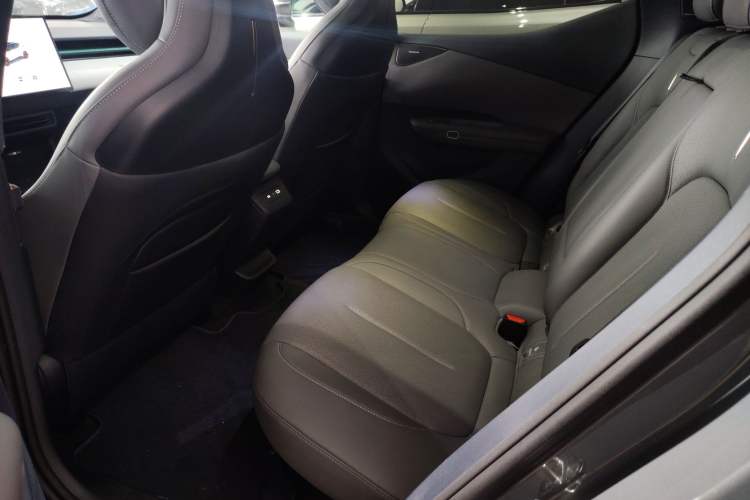 Used Lynk & Co Z20 2025 530 km Range Rear-Wheel Drive Max