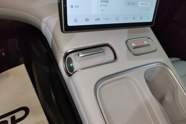 Used Nio EC6 2024 75 kWh