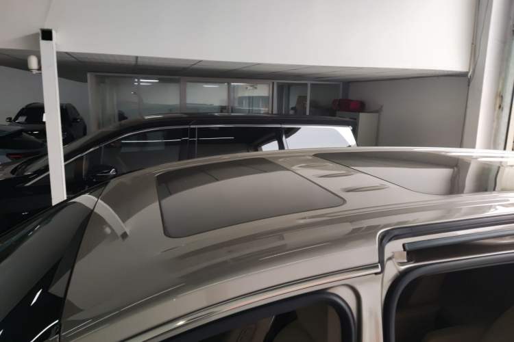 Used Buick GL8 2023 ES Lu Zun Luxury Model
