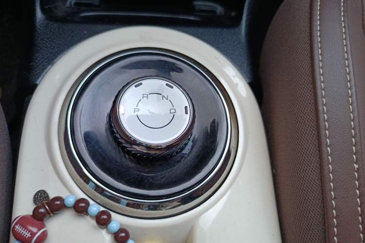 Used Wuling Bingo 2024 333 km Lingxi Connected Version Gear Lever