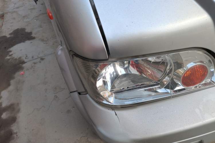 Used Dongfeng Xiaokang K07II 2013 1.0L Base Version Right Front Headlight