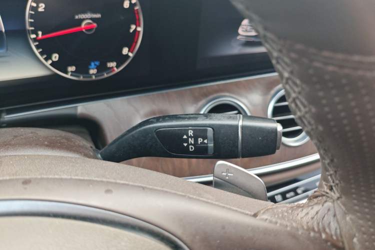 Used Mercedes-Benz E-Class 2017 E 200 L 4MATIC
