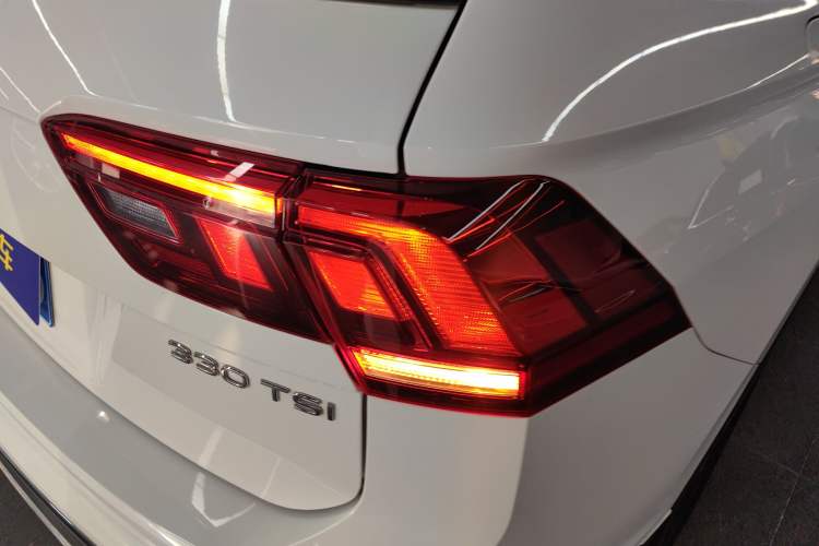 Used Volkswagen Tiguan L 2023 330TSI Automatic Two-Wheel Drive Smart Edition