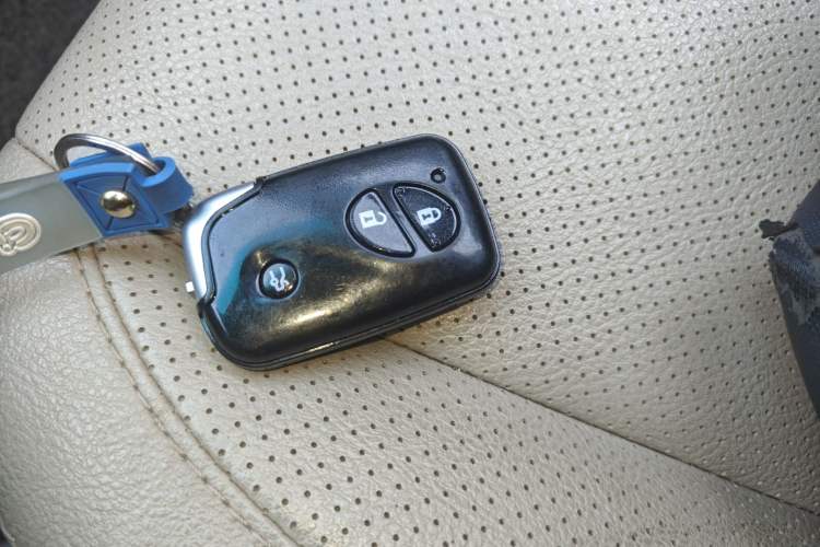 Used BYD S6 2011 2.4L Automatic Luxury Edition