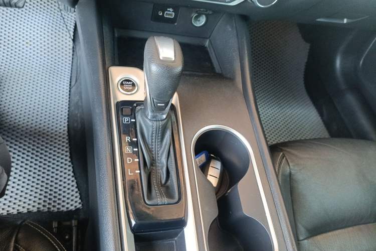 Used Nissan Teana 2021 2.0L XE Fashion Edition Gear Lever