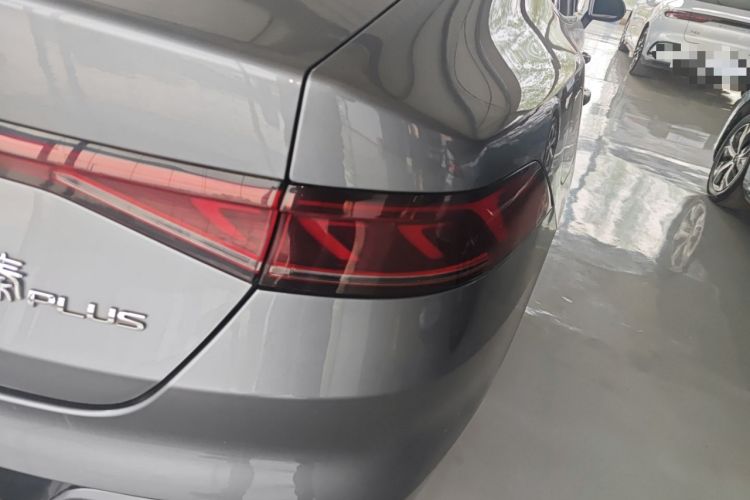 Used BYD Qin PLUS 2024 Honor Edition EV 510KM Leading Model
