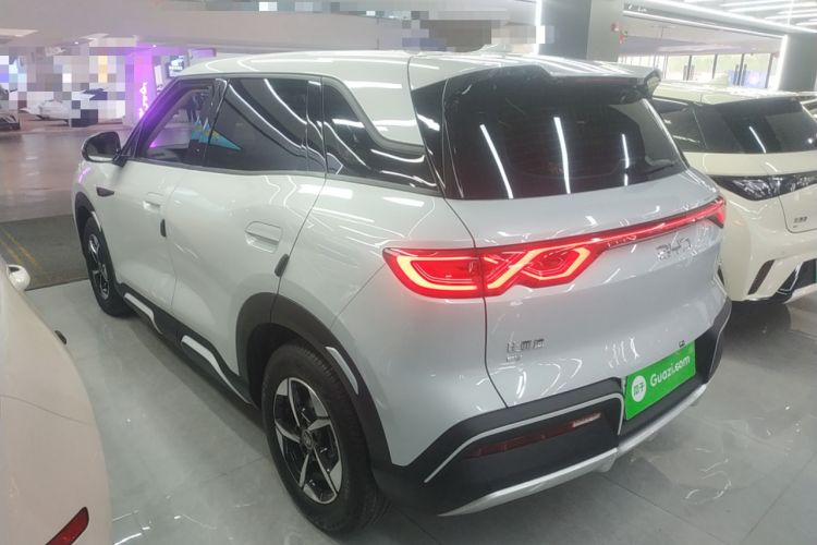 Used BYD Yuan UP 2024 401KM Leading Edition Rear Left 45 Deg