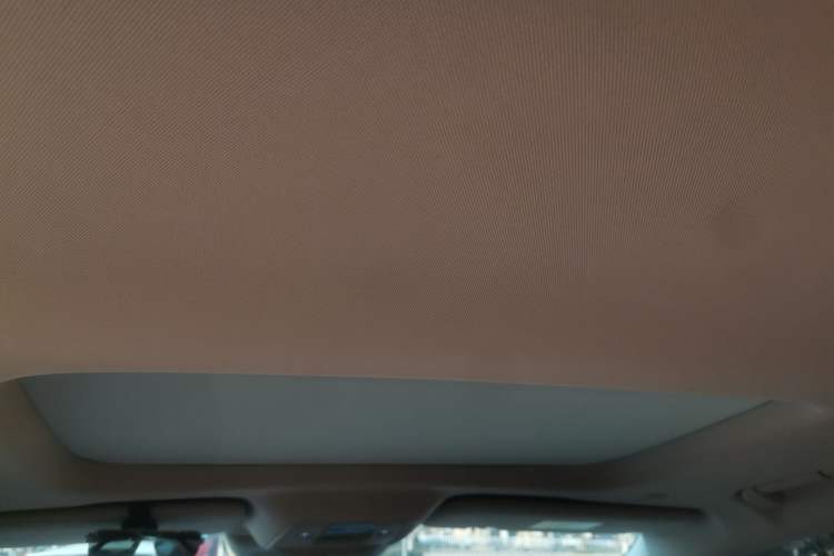 Used Denza D9 2022 DM-i 1040 Prestige Model