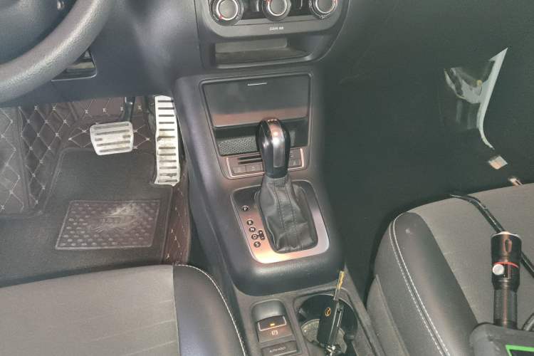 Used Volkswagen Tiguan 2016 280TSI Automatic Two-Wheel-Drive Silk Road Style Edition
