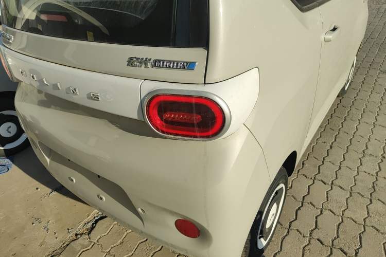 Used Wuling Hongguang MINIEV 2024 3rd Generation 215km Youth Edition