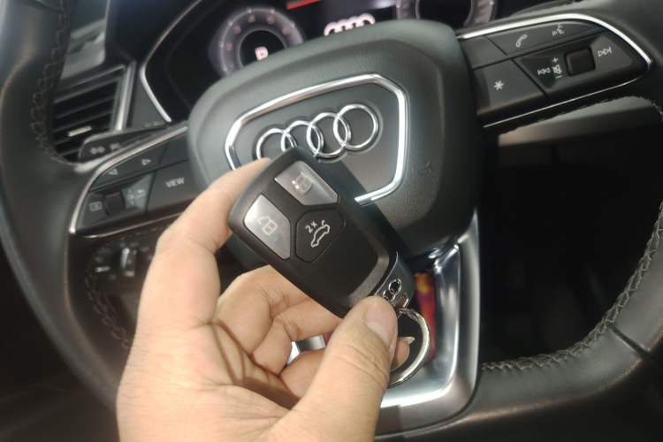 Used Audi Q5L Sportback 2021 40 TFSI Fashion Model