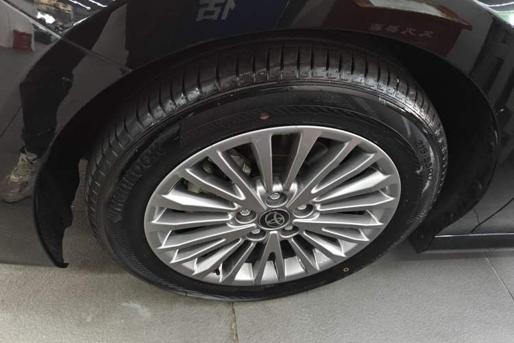 Used Toyota Camry 2024 2.0 GVP Luxury Edition Exterior 4