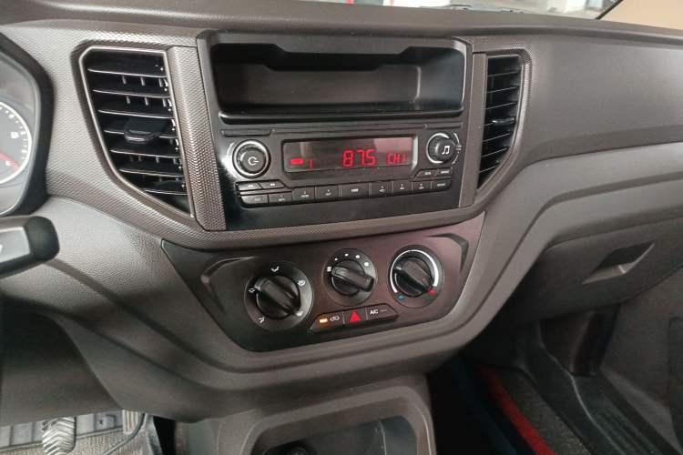 Used Wuling Hongguang V 2022 1.5L Enjoy Edition Electric-Powered LAR