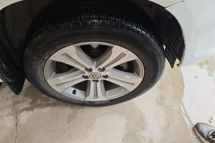 Used Toyota Highlander 2011 2.7L Two-Wheel Drive 5-Seater Sport Edition
