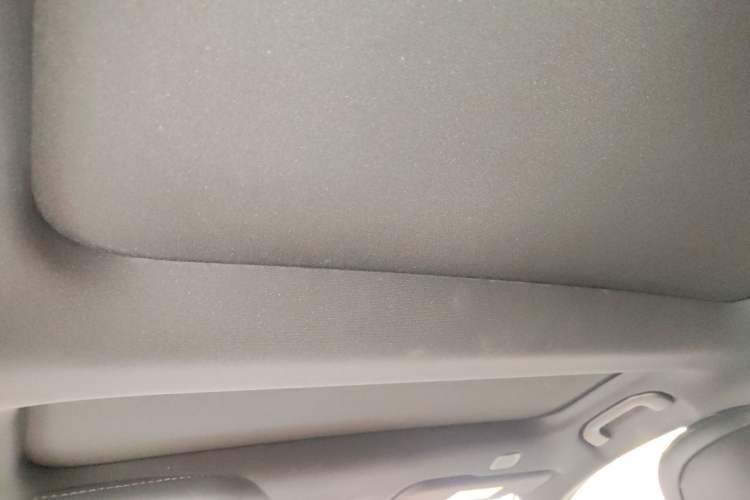 Used Chery Fulwin A9L 2025 Model, Four-Wheel Drive High-Energy Peak Edition Headliner