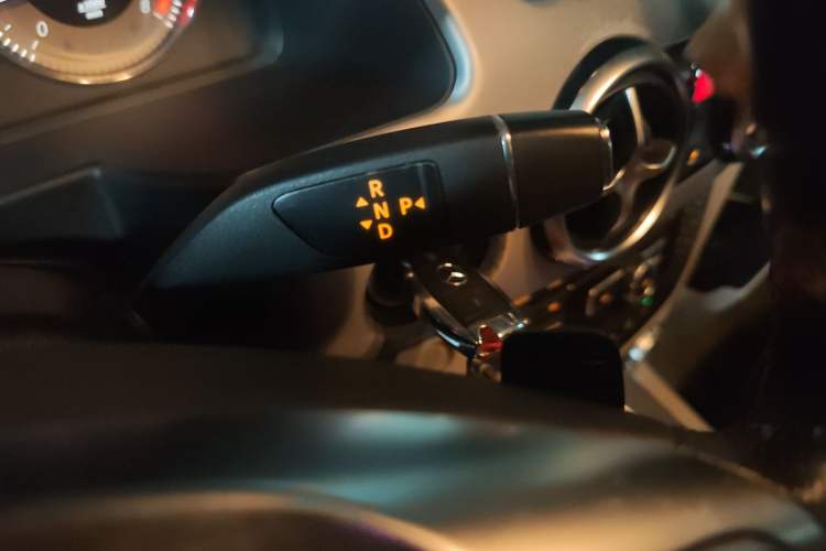 Used Mercedes-Benz GLK-Class 2015 GLK 260 4MATIC Dynamic Edition Ultimate Version